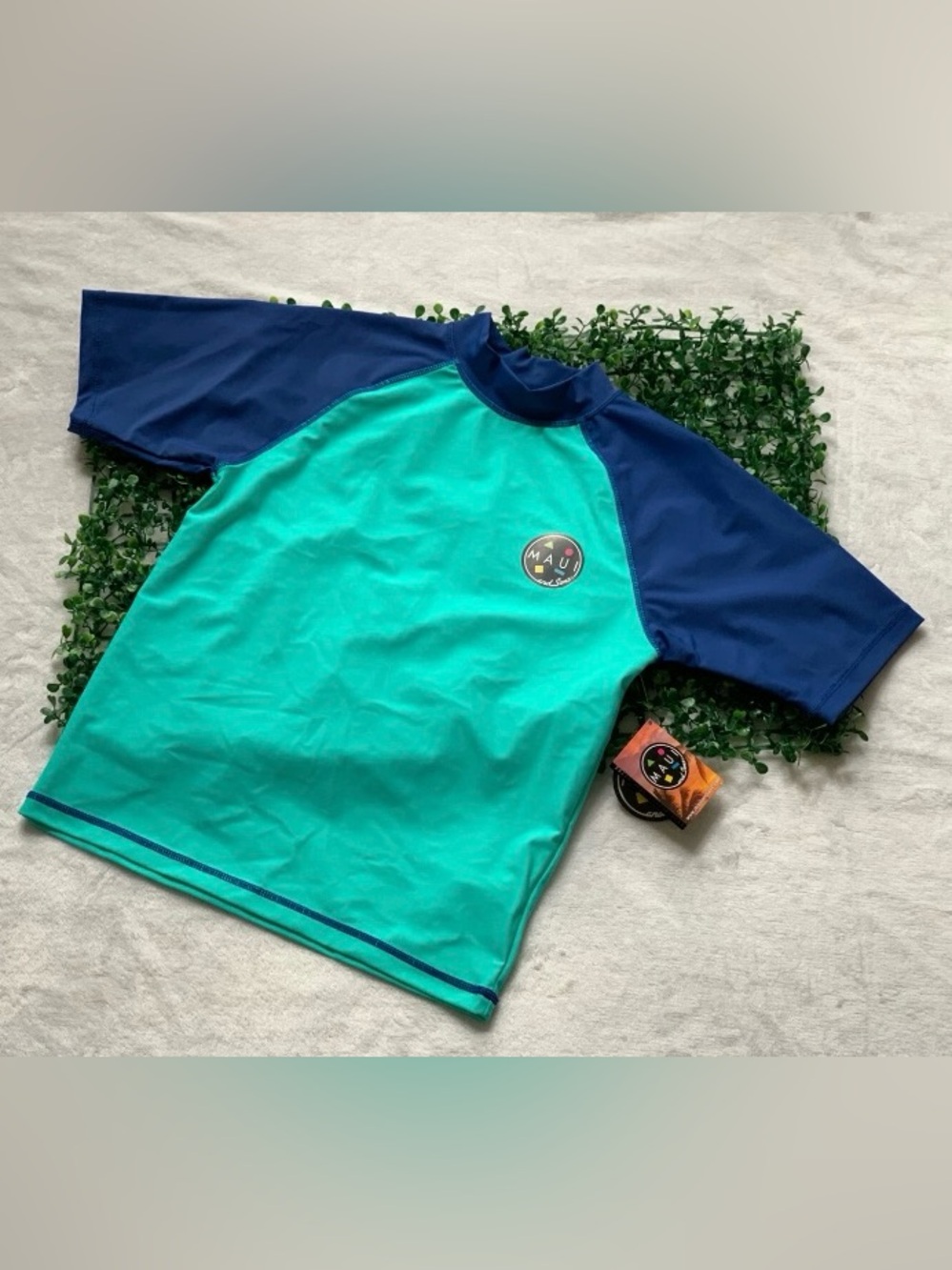 Maui and Sons Teal and Navy Short-Sleeve Rash Guard